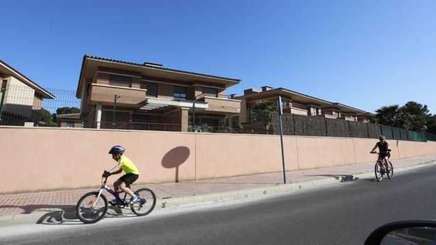 Una urbanización de La Almajada ha sufrido tres robos en viviendas en menos de dos semanas.