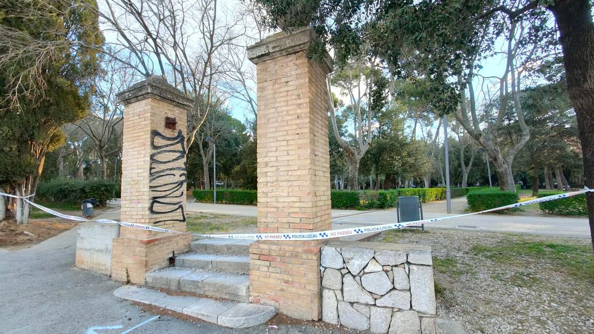 El vent obliga a mantenir tancat l'accés al Parc Bosc de Figueres