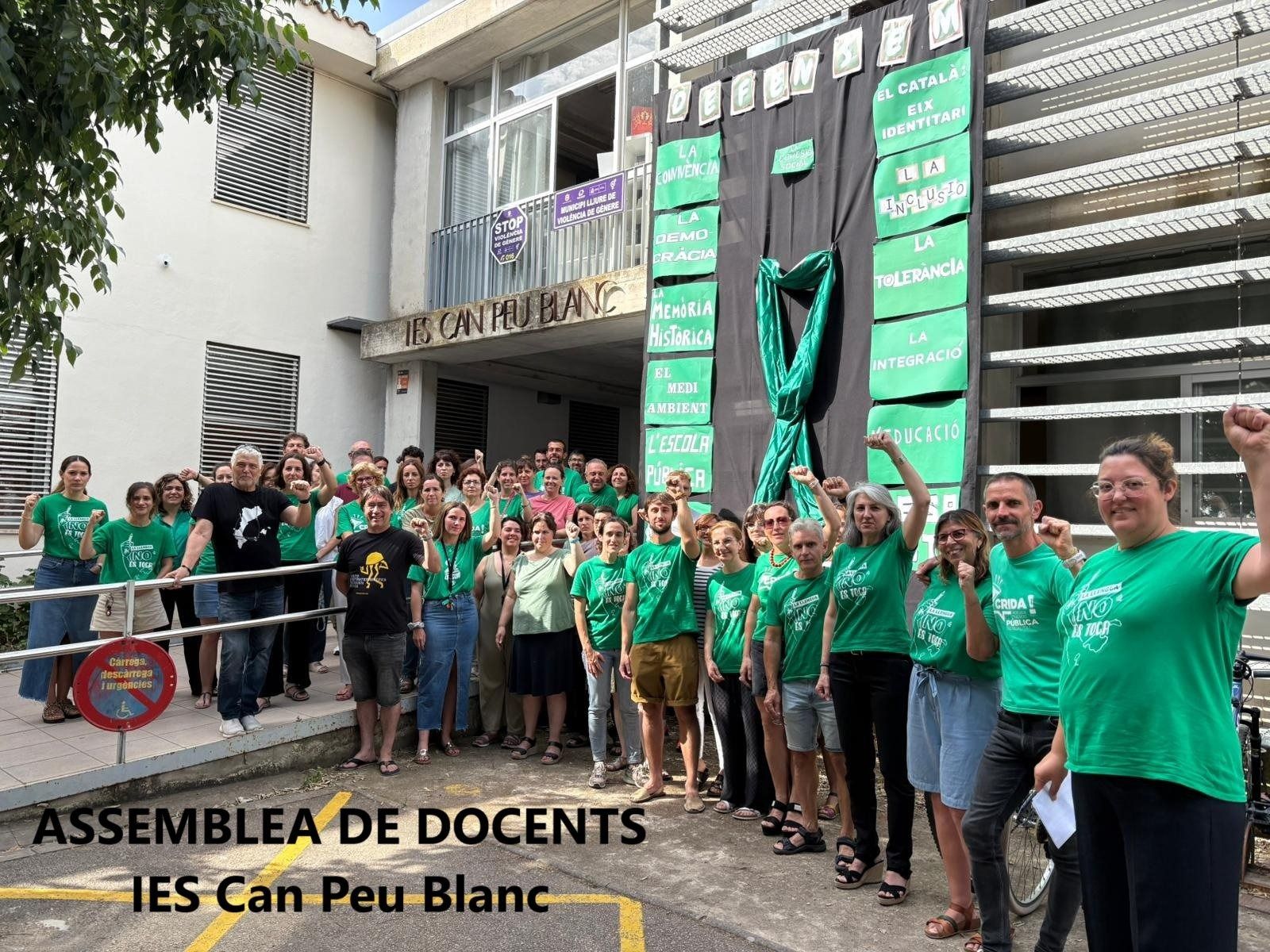 Las escuelas, contra el acuerdo PP-Vox: &quot;Atentan contra los valores que enseñamos: tolerancia, igualdad, derechos humanos...&quot;