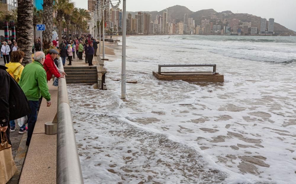 La subida del nivel del mar haya hecho desaparecer el arenal de Levante