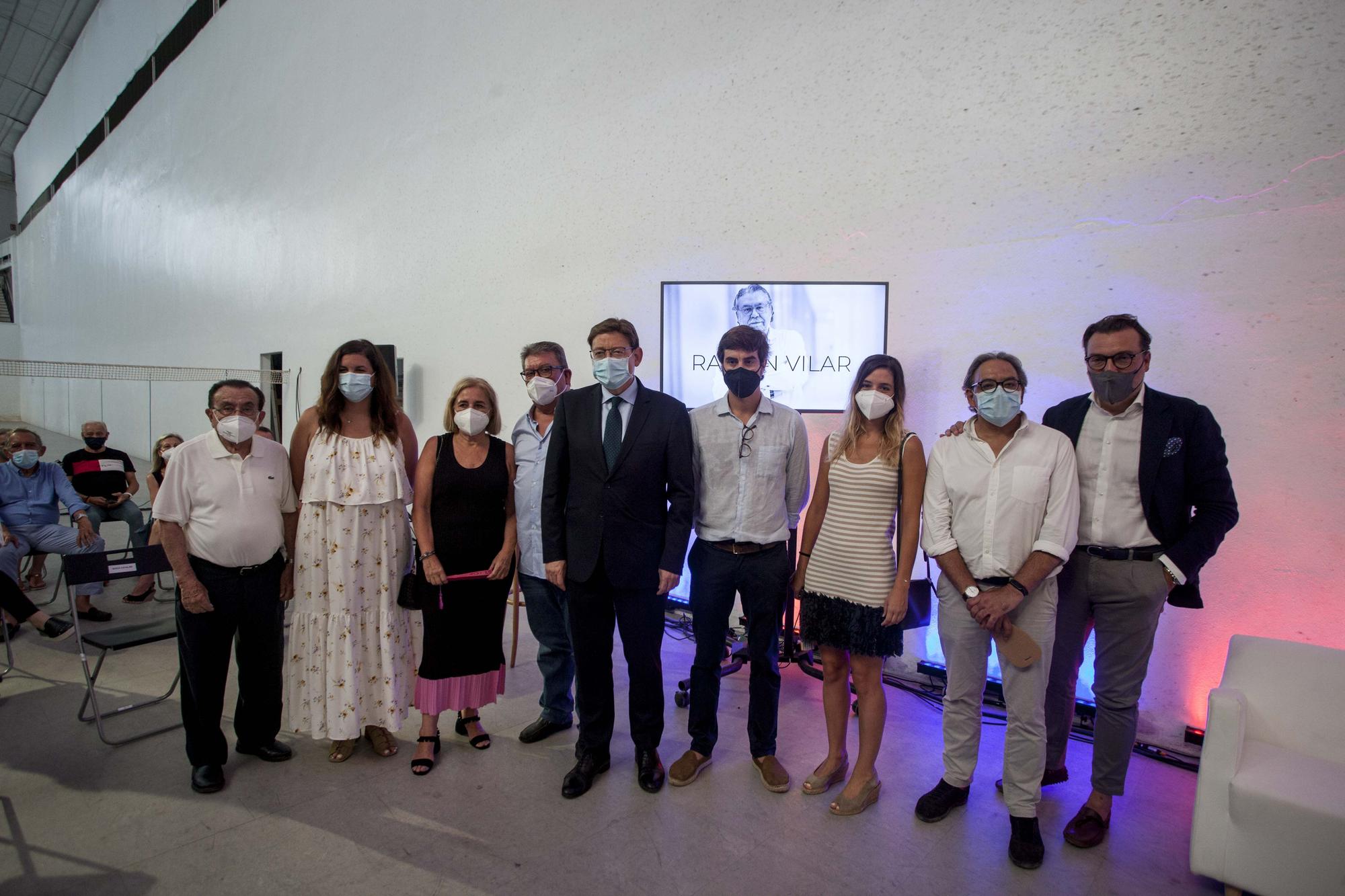 Emotivo homenaje al concejal fallecido Ramón Vilar en el trinquet de Pelayo