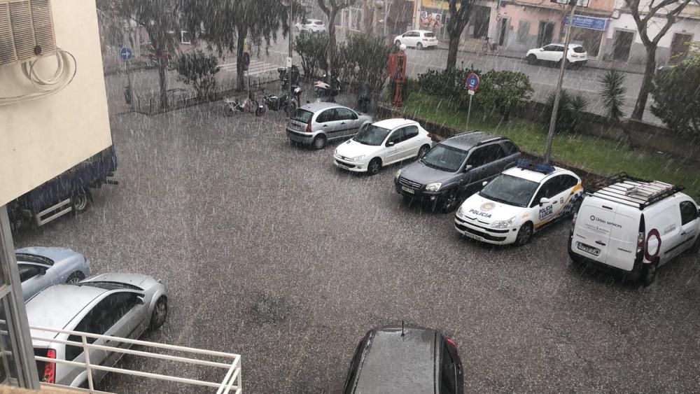 Una fuerte granizada barre Palma en diez minutos