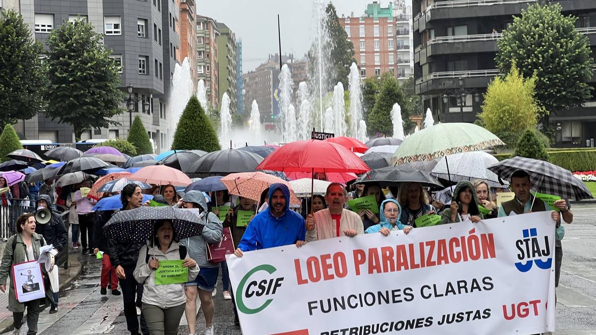 Manifestación de los funcionarios de Justicia en Oviedo, el 29 de junio de 2023