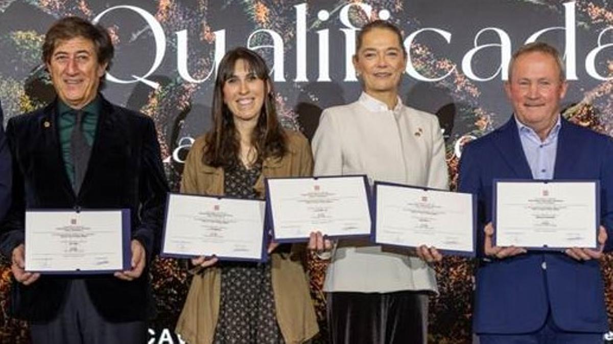 Los representantes de las bodegas cuyos vinos han obtenido el sello Vi de Finca Qualificada.