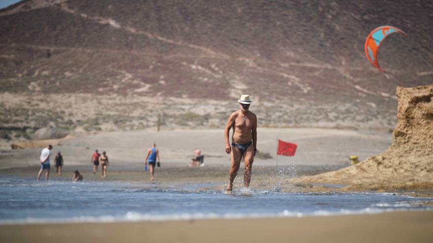 Cierre de las playas de Granadilla por motivo de las microalgas