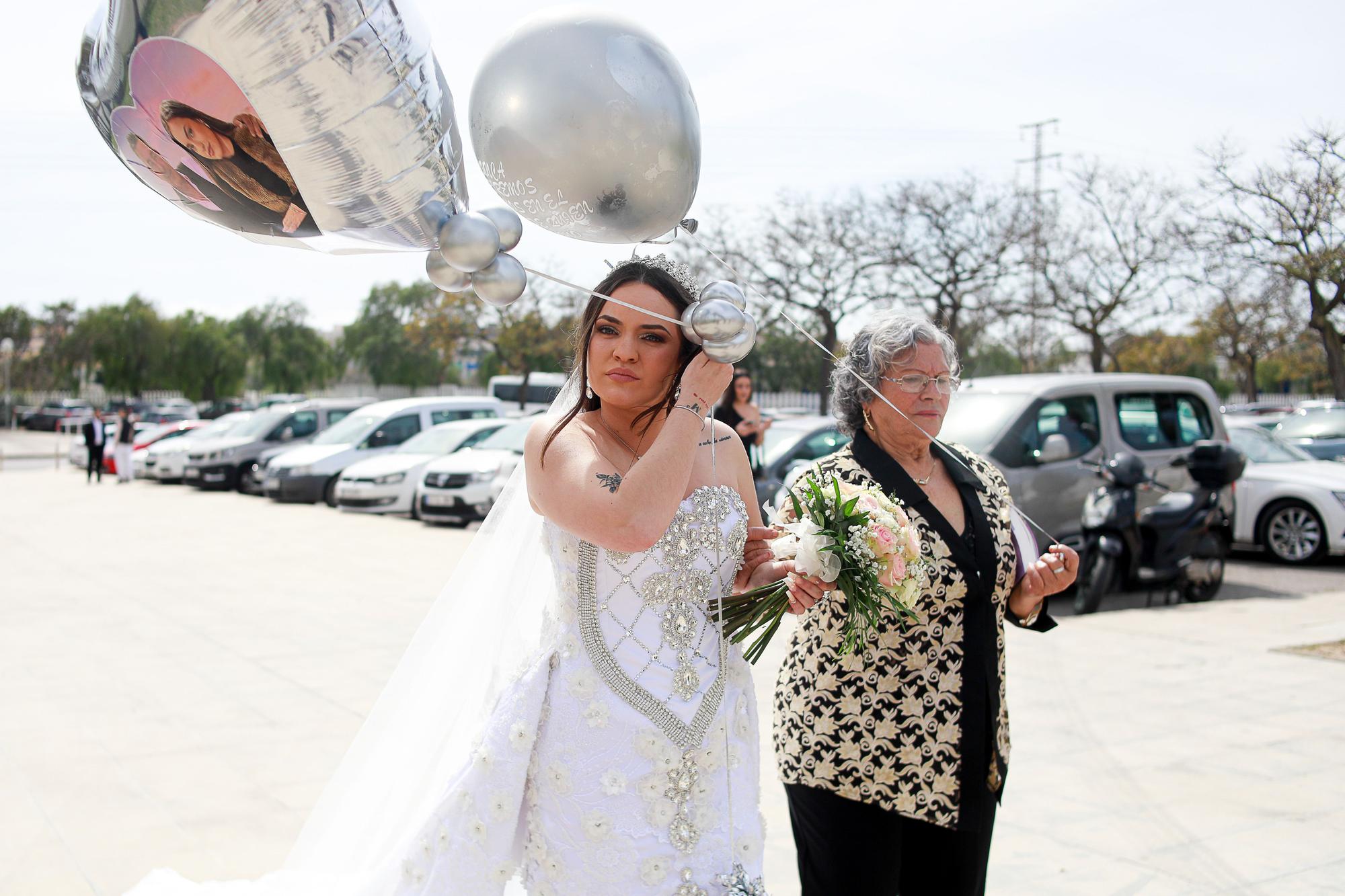 FOTOS | Las imágenes de la gran boda gitana de Lucía y Daniel en Ibiza