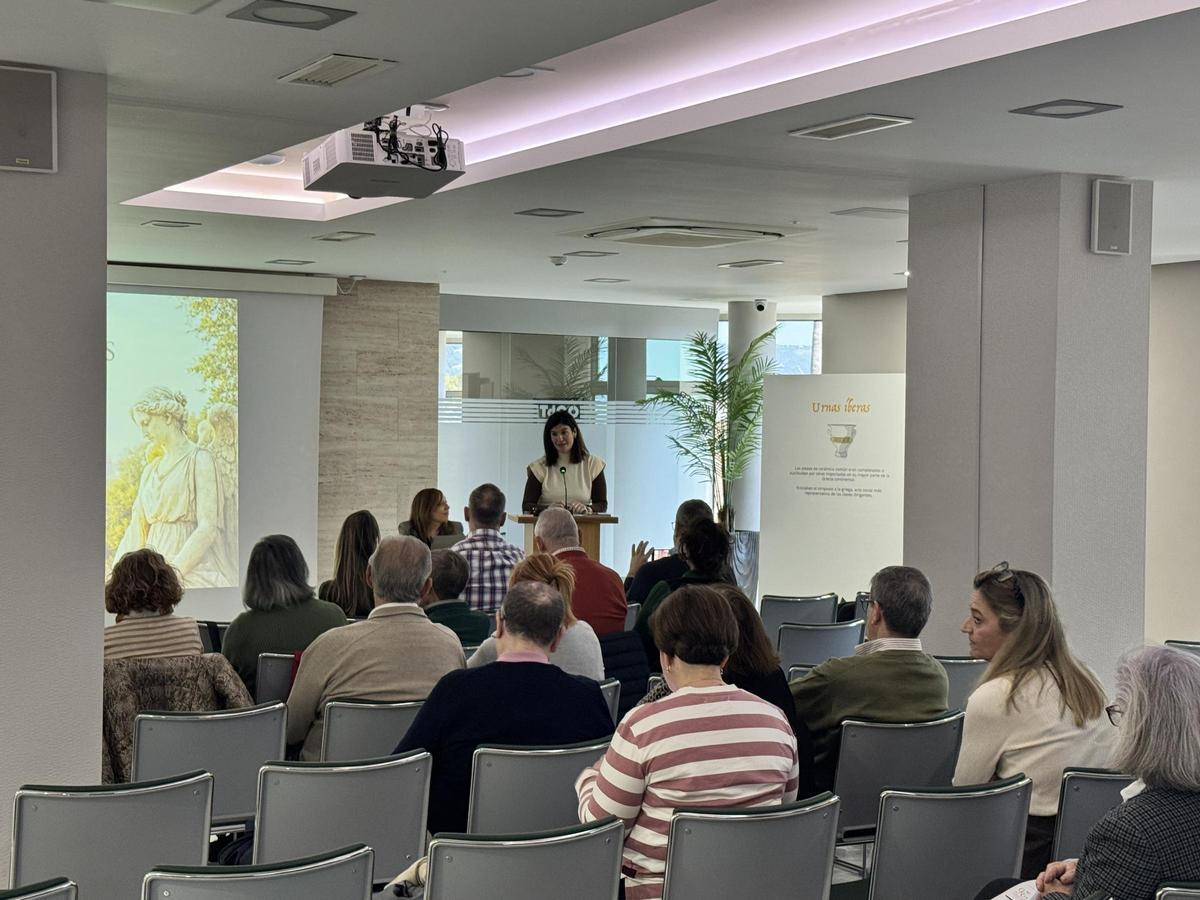 Presentación del programa cultural de Tanatorios de Córdoba.