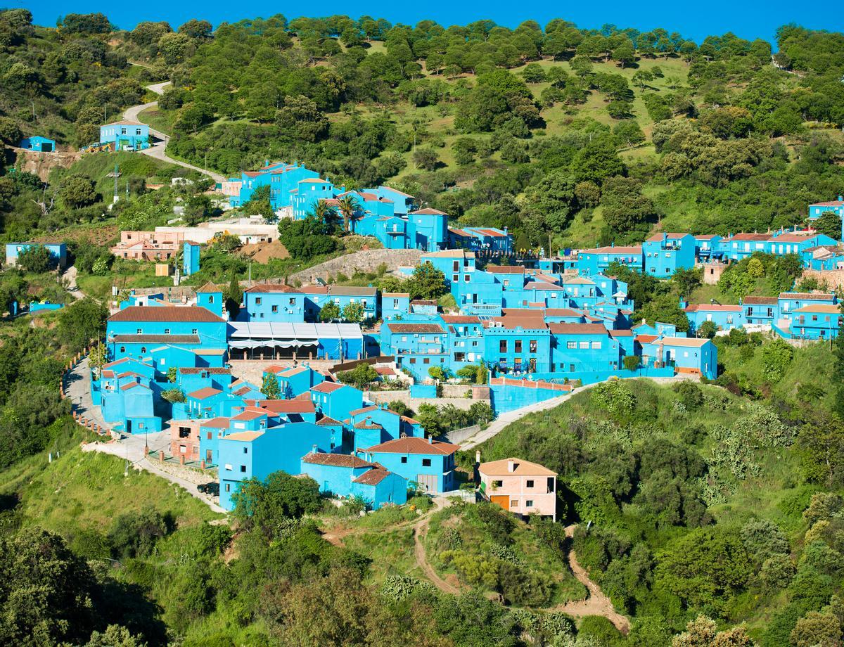 La “Aldea Azul”, una joya escondida en la provincia de Málaga