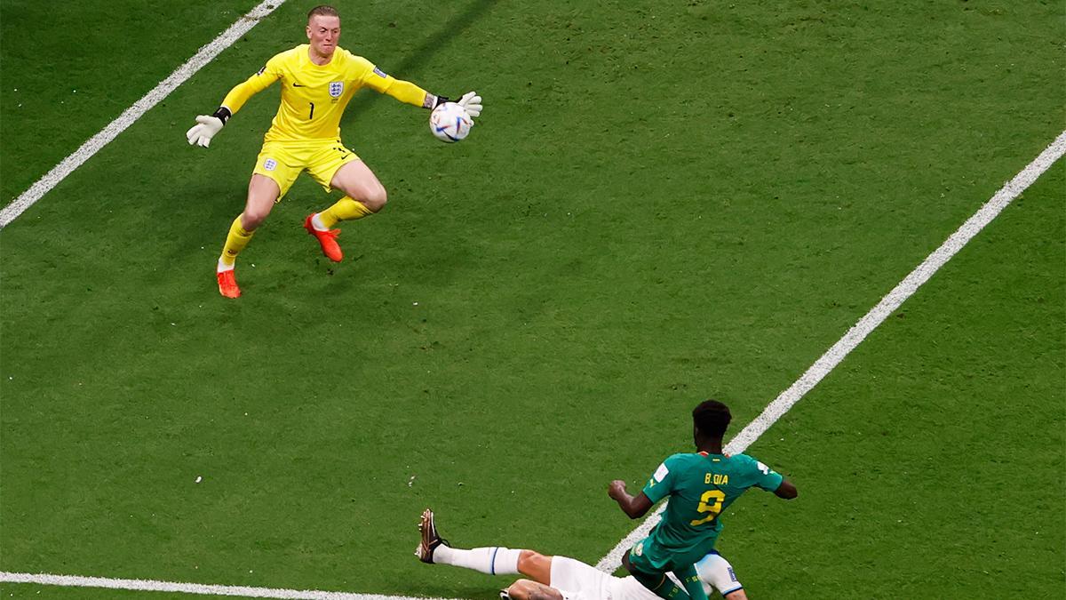 Paradón de Pickford ante Senegal con 0-0 en el marcador