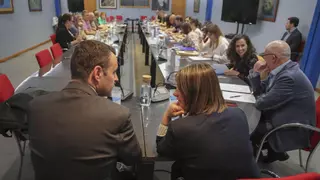 El Principado trata de calmar la protesta educativa en Asturias y reactiva la negociación