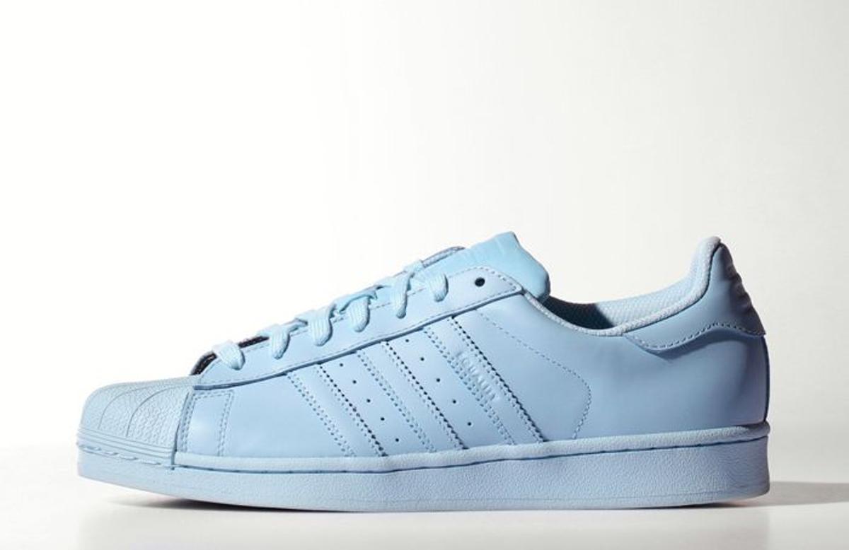 Sneakers azules, Adidas