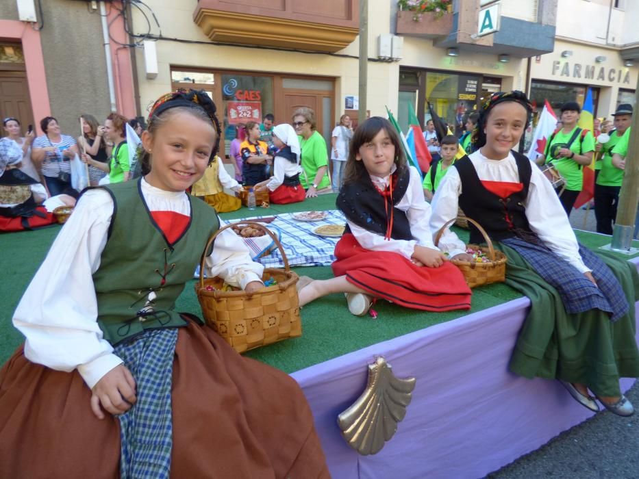 Carrozas de las fiestas de San Roque en Tineo