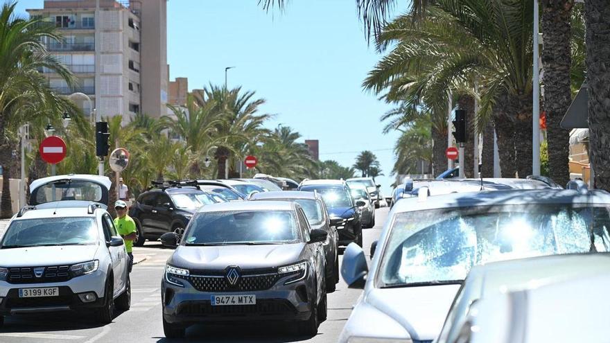 Arenales del Sol mantiene la batalla por el sentido único en dirección Elche con un tramo por desdoblar en el aire