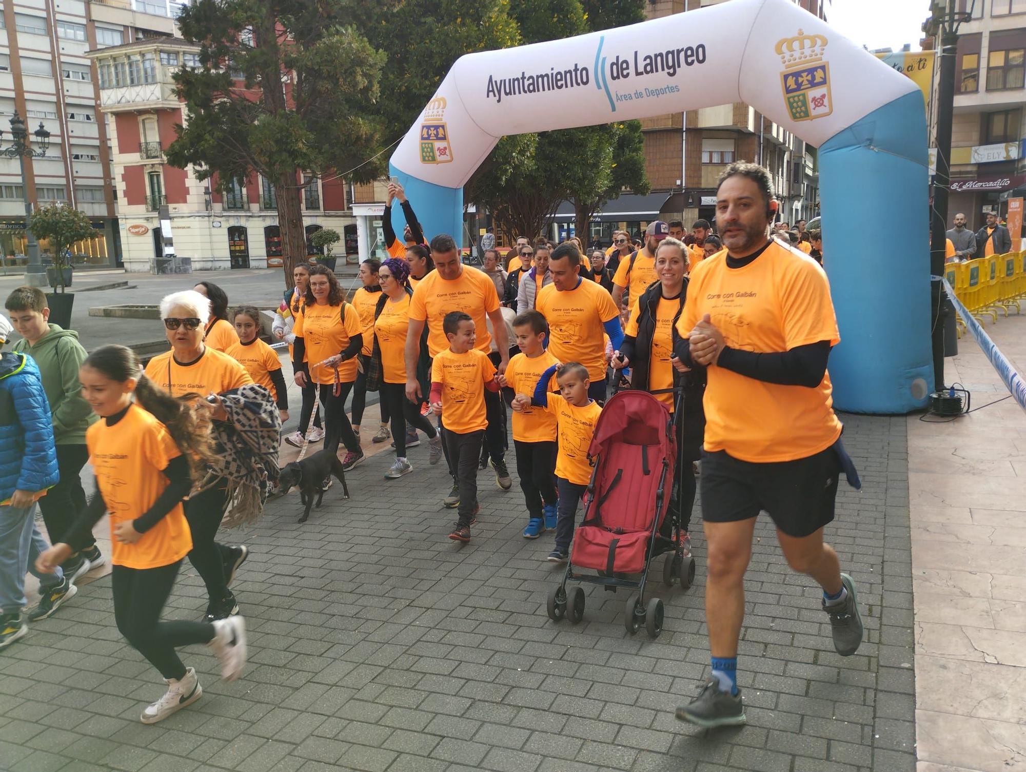 Las carreras contra el cáncer infantil reúnen a cientos de personas en las Cuencas