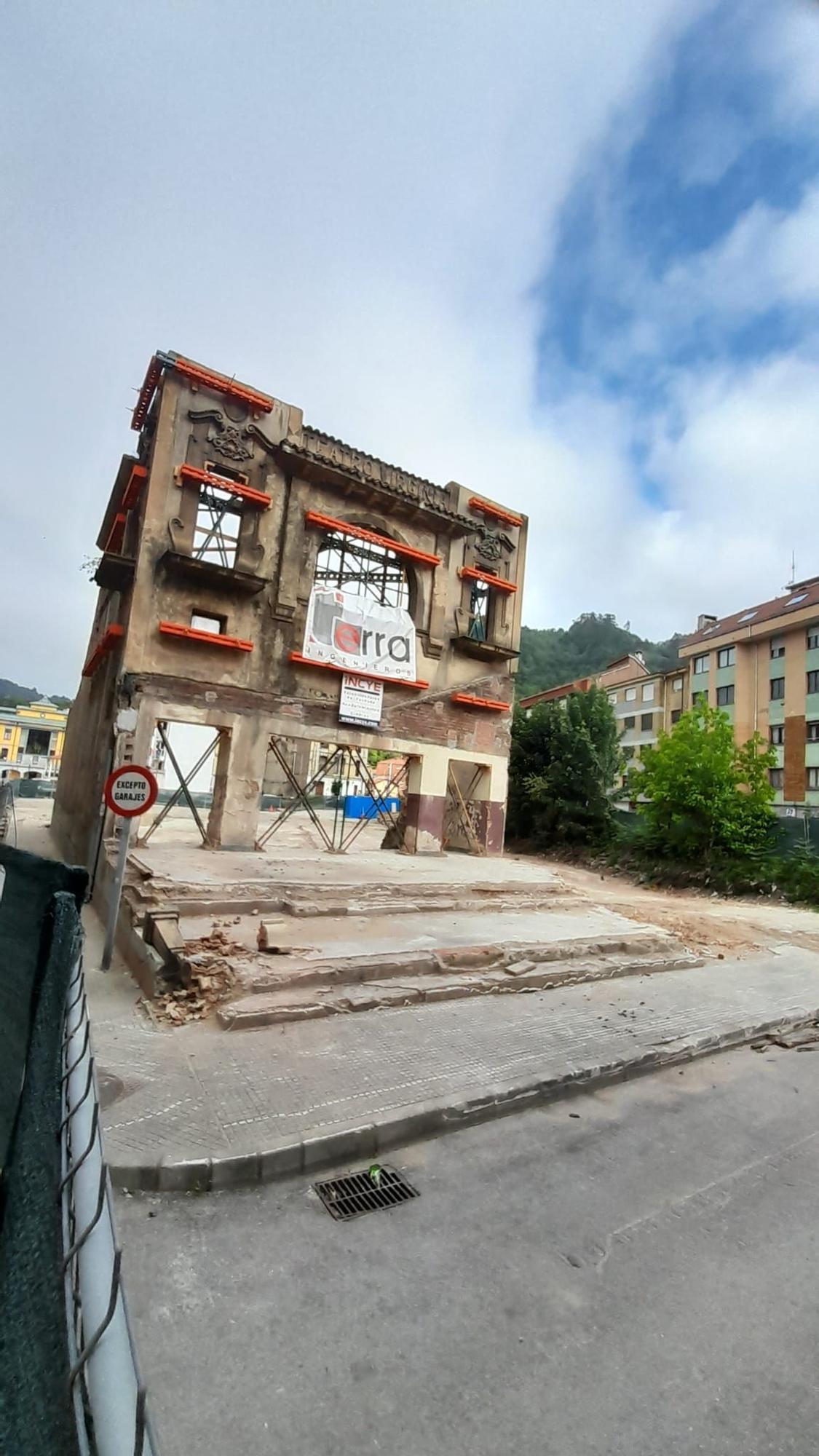 Obras del centro de salud de Sotrondio