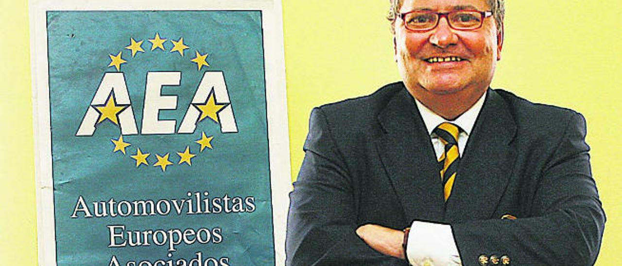 El presidente de Automovilistas Europeos Asociados (AEA), Mario Arnaldo, durante la entrevista.