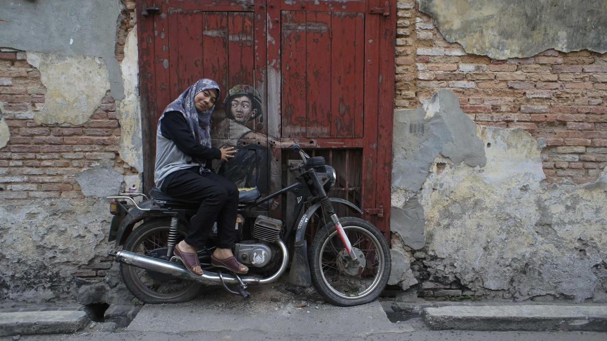 Uno de los murales participativos que se muestran en la exposición.