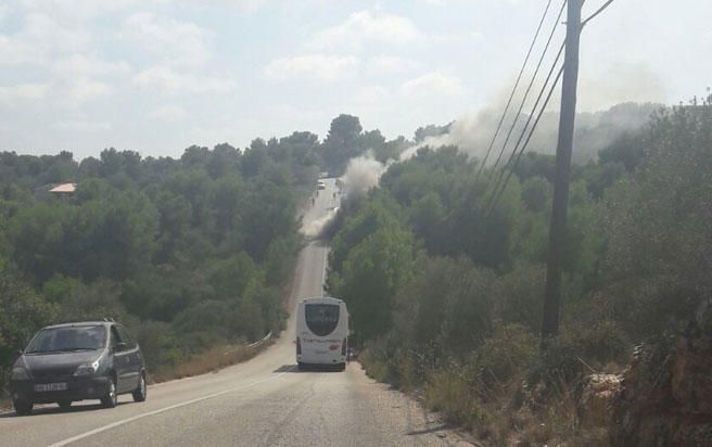 Arde un autocar en Cala Murada