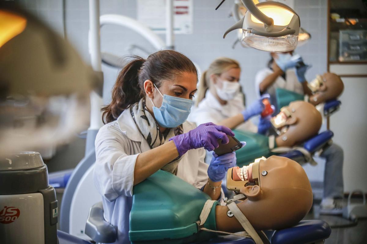 Los ciclos formativos de Sanidad son los segundos con mayor demanda insatisfecha