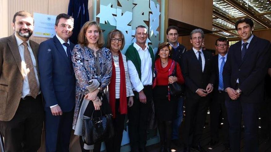 La rectora inauguró ayer el laboratorio en Teatinos.