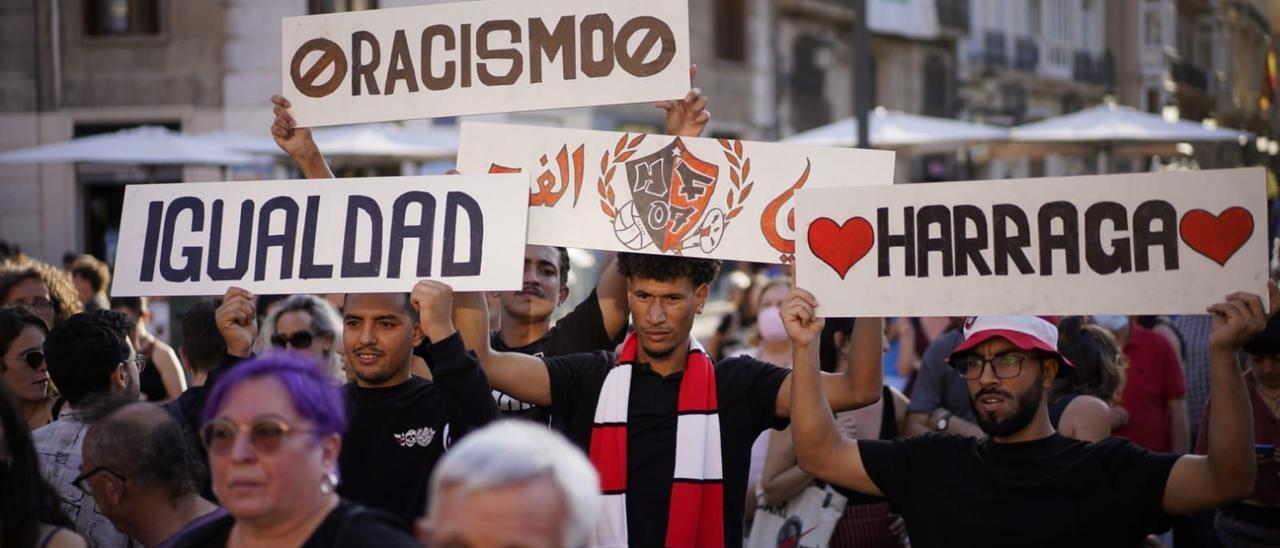 Concentración contra el racismo en la ciudad de València.