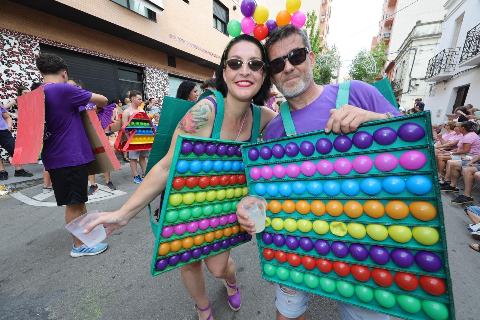 Galería | El Grau disfruta de su desfile de peñas