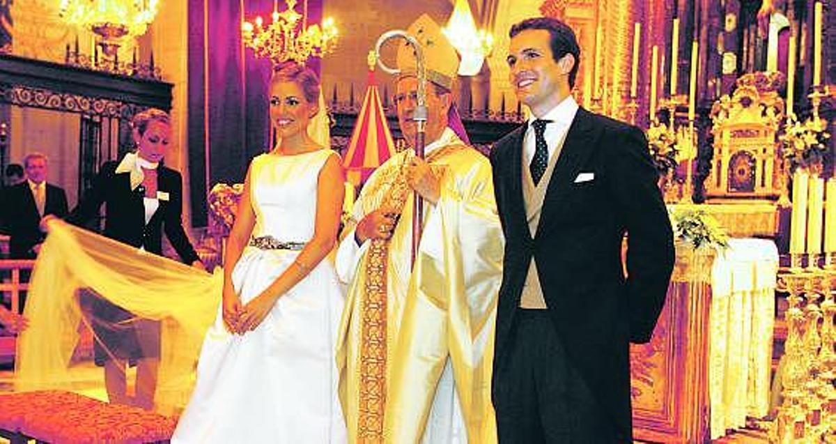 La cúpula del PP, de boda en Elche