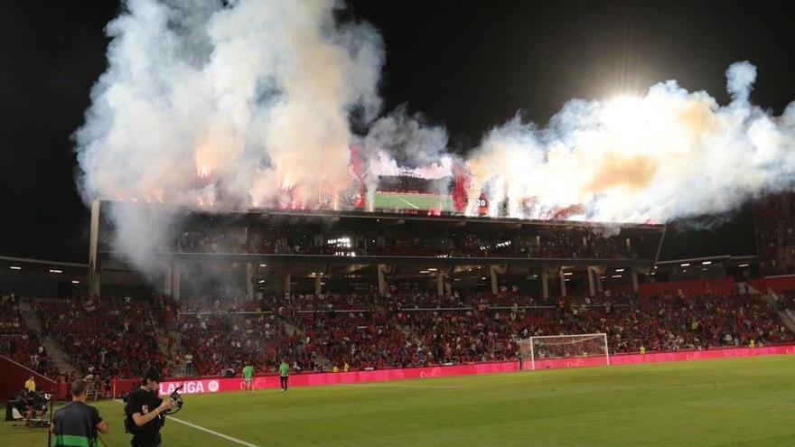 Rocódromo, tiro con arco, futbolín… Las sorpresas de Son Moix el día de la inauguración