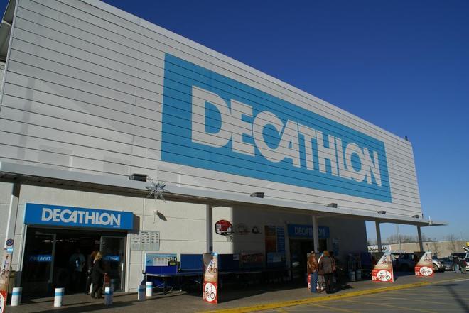 La jugada de Decathlon en el corazón de Barcelona: abre nueva tienda y hará un regalo a los más puntuales este jueves