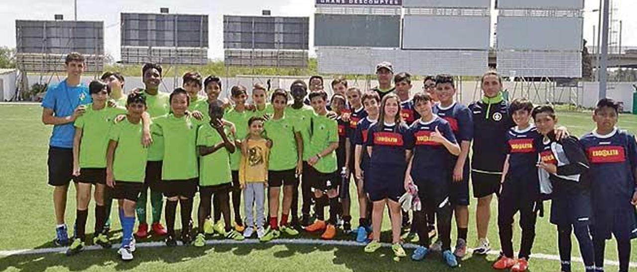 Imagen de las escuelas de fútbol del Atlético Rafal y Sporting Ciutat de Palma.