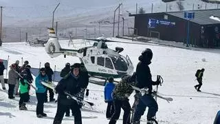 Astún roza la tragedia al descarrilar un telesilla: 30 afectados, dos de ellos graves