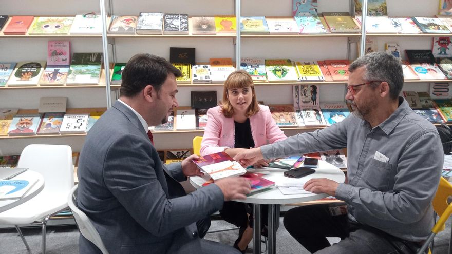 El IEB y el Cervantes impulsan actividades conjuntas en China
