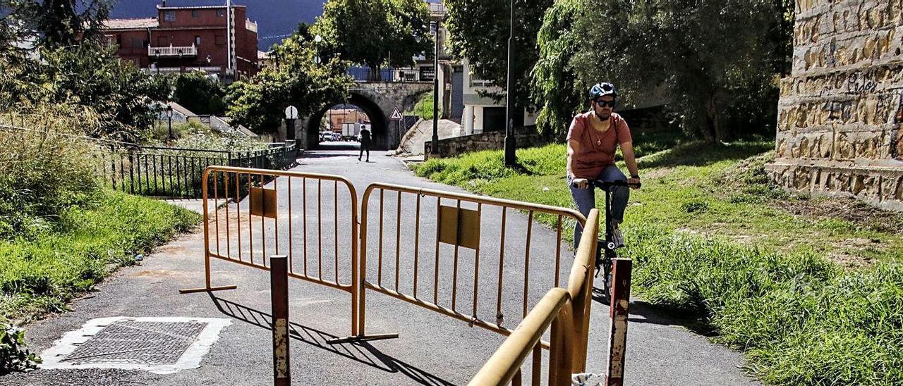 Los primeros sondeos se han realizado entre los túneles que hay antes de llegar a Batoy. | JUANI RUZ