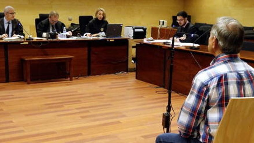 Jutgen un avi de Girona acusar d&#039;abusar sexualment de la néta de la seva parella