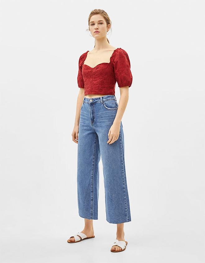 Pantalón denim con tiro alto de Bershka