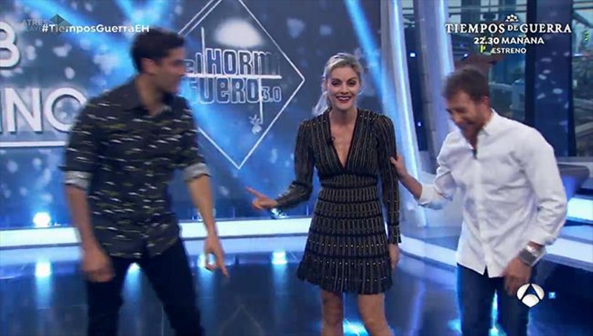 Amaia Salamanca se divierte en El Hormiguero