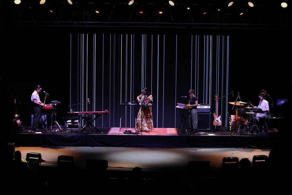 No te pierdas las mejores imágenes del concierto de Julieta Venegas en La Mar de Músicas