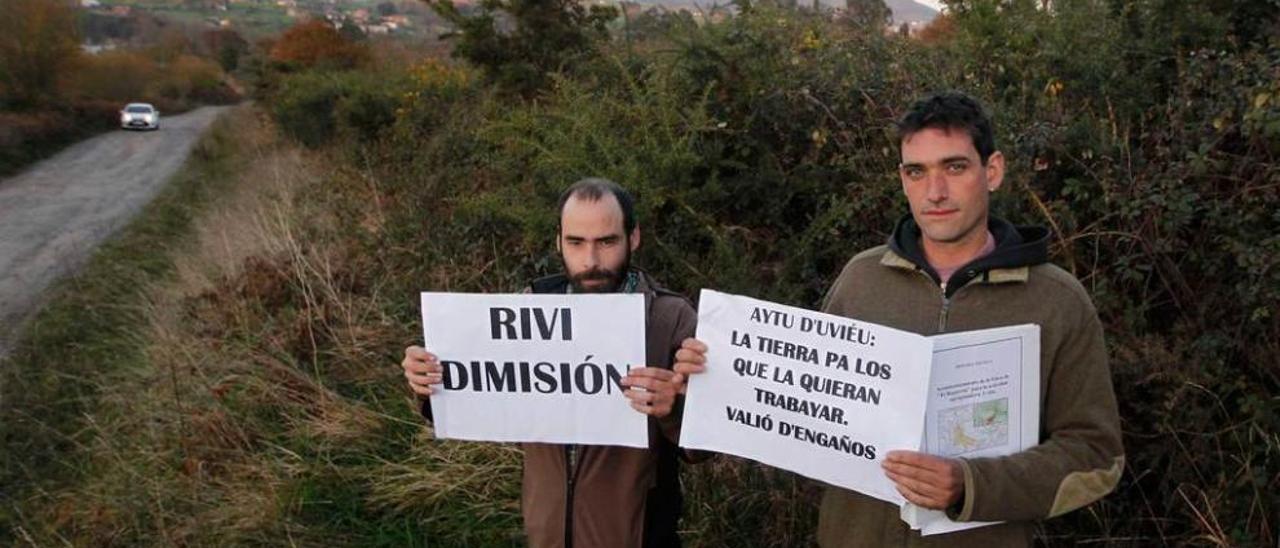 Xosé Tamargo y David Cueto reclaman el terreno del Reguerón.