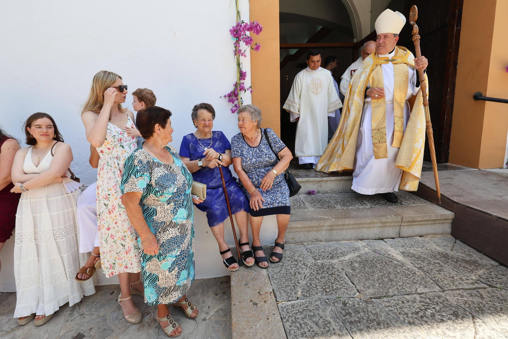 Mira aquí todas las fotos del día grande de las fiestas de Sant Joan