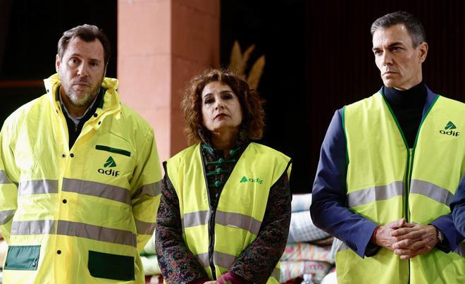 Les vagues de maquinistes i metges minen Sánchez en ple cicle electoral