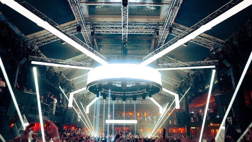 Así celebra Amnesia Ibiza sus 50 años tras un 'opening' que hizo historia