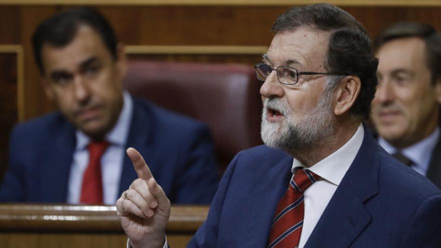 Rajoy acepta abrir el diálogo sobre la reforma de la Constitución