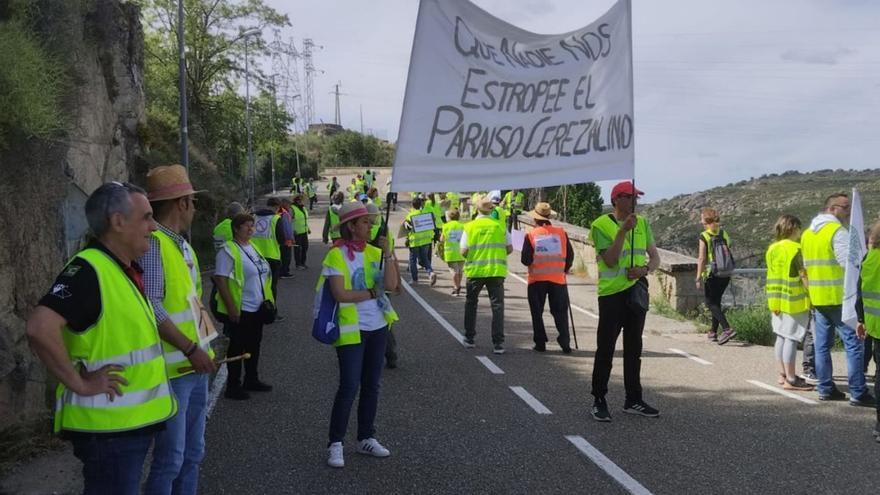 Chalecos amarillos contra las renovables