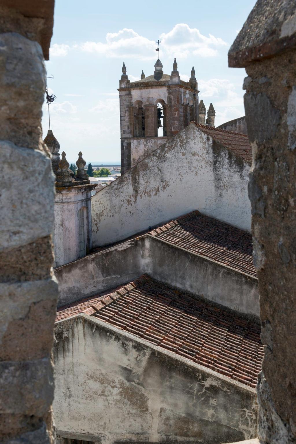 Vista de algunos de los tejados de Serpa desde las murallas
