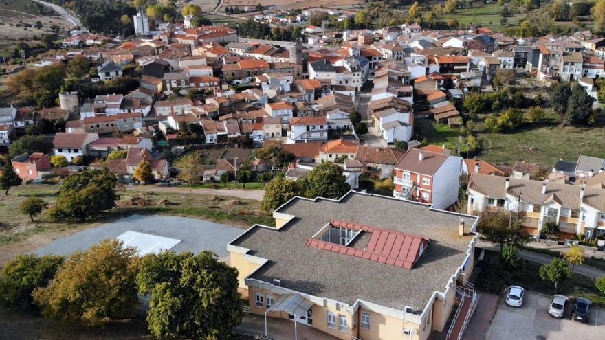 Vista aérea de Alcañices, municipio de Aliste. | Ch. S.