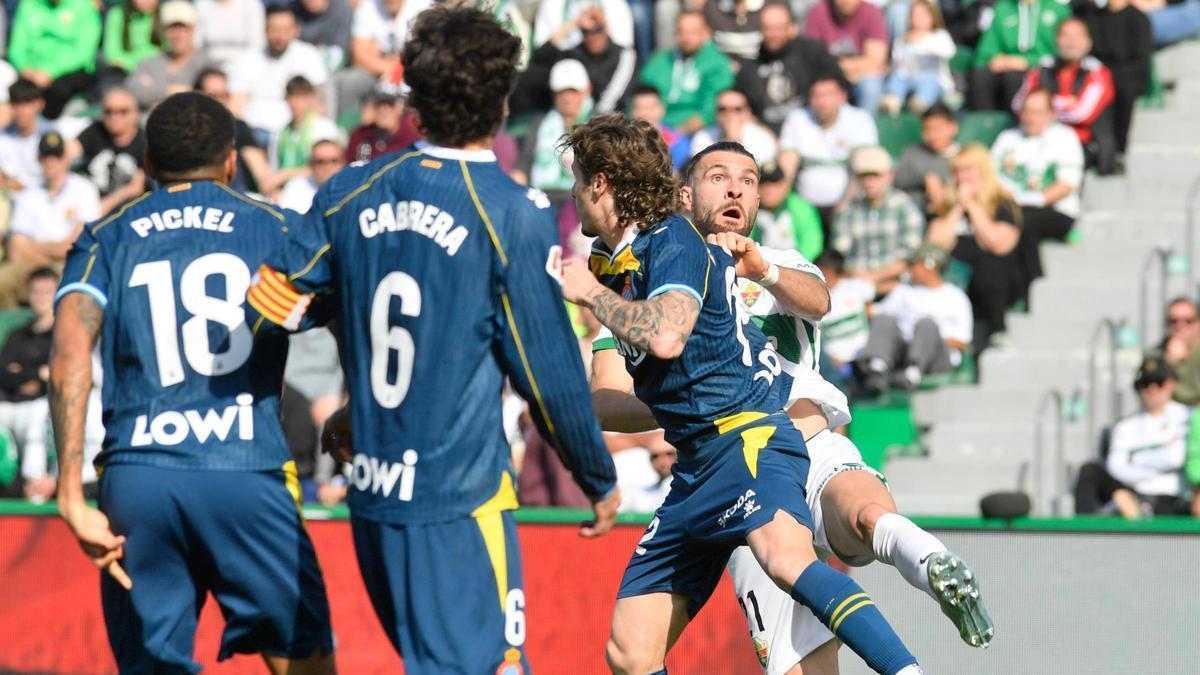 Así está el ambiente previo al Elche CF - Espanyol