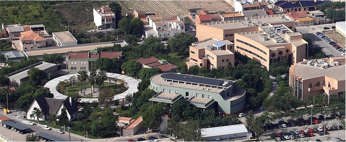 Panorámica de la Escuela Politécnica Superior de Orihuela de la UMH.