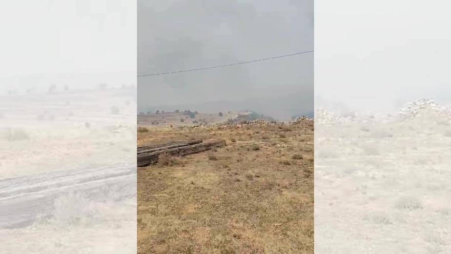 VÍDEO | El incendio en Corbalán (Teruel) obliga a confinar a sus vecinos