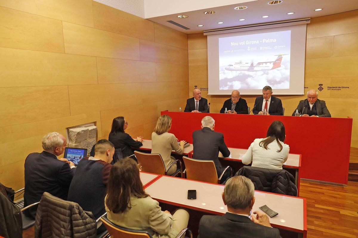 Acte de presentació de la nova ruta aèria.