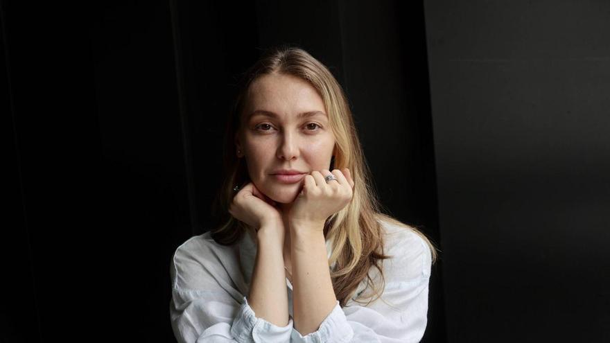 Lidia Lazareva, diputada ucraniana que ha venido a Asturias con 25 niños hijos de soldados caídos y prisioneros: "Cuantos más misiles nos lancen, más unidos estaremos. Todo el mundo va a luchar hasta el final"